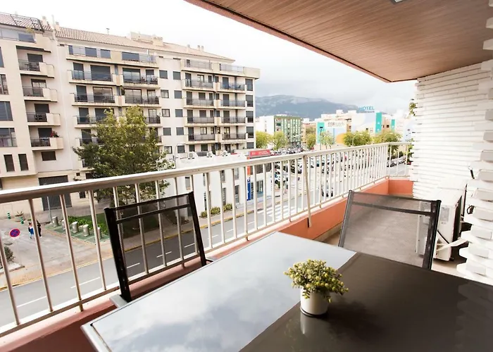 Apartman Enviable Location At Port - Walk To Marineta Casiana